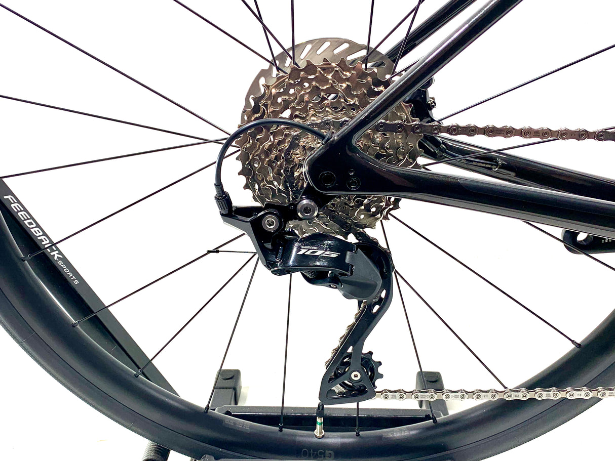 NEW 2026 Specialized Roubaix SL8 Sport Shimano 105 12-Speed Size: 54cm