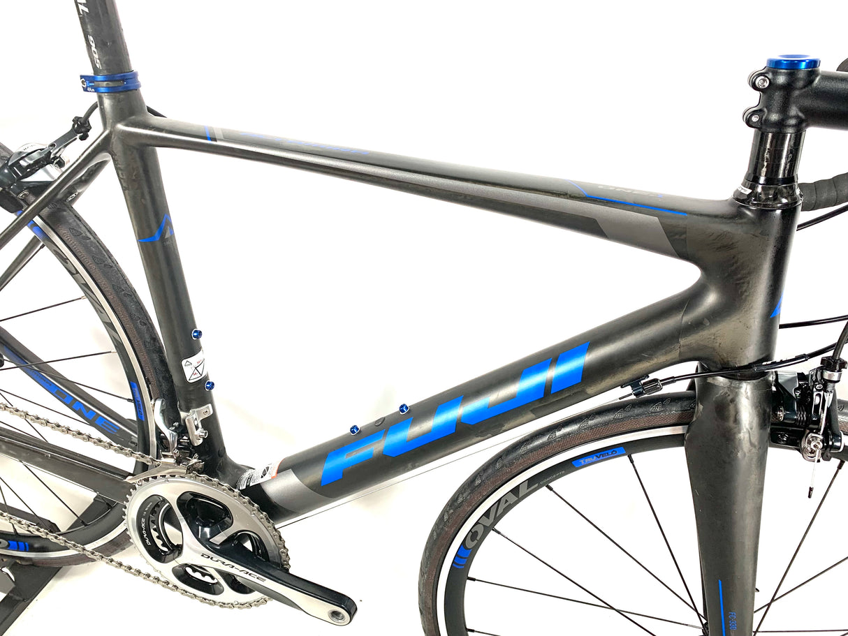 2015 Fuji Altamira 1.1 Carbon Dura Ace 11 Speed Oval Alloy Wheels Size: Medium(54cm)