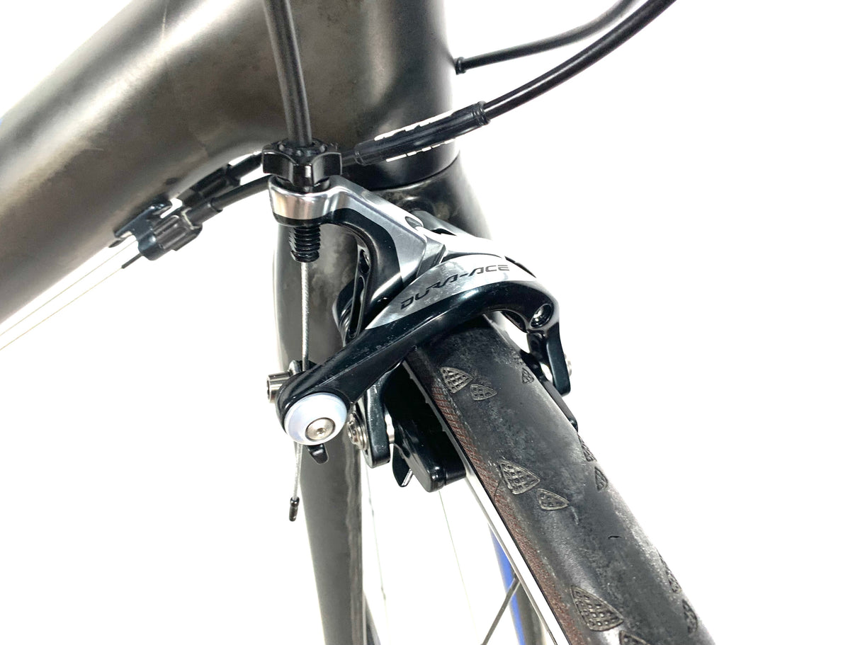 2015 Fuji Altamira 1.1 Carbon Dura Ace 11 Speed Oval Alloy Wheels Size: Medium(54cm)