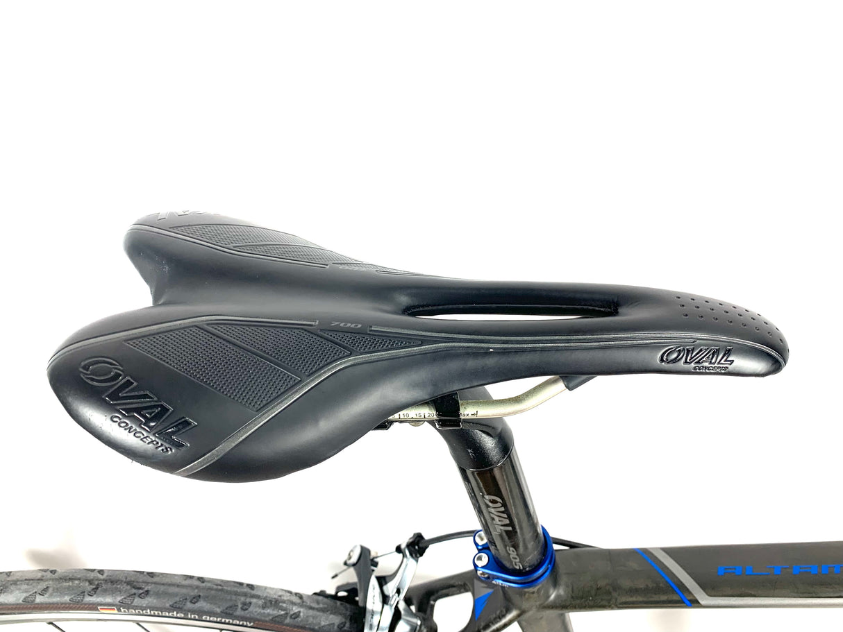 2015 Fuji Altamira 1.1 Carbon Dura Ace 11 Speed Oval Alloy Wheels Size: Medium(54cm)