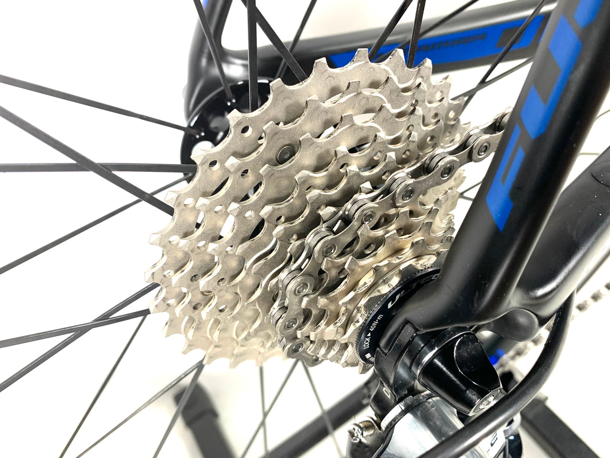 2015 Fuji Altamira 1.1 Carbon Dura Ace 11 Speed Oval Alloy Wheels Size: Medium(54cm)