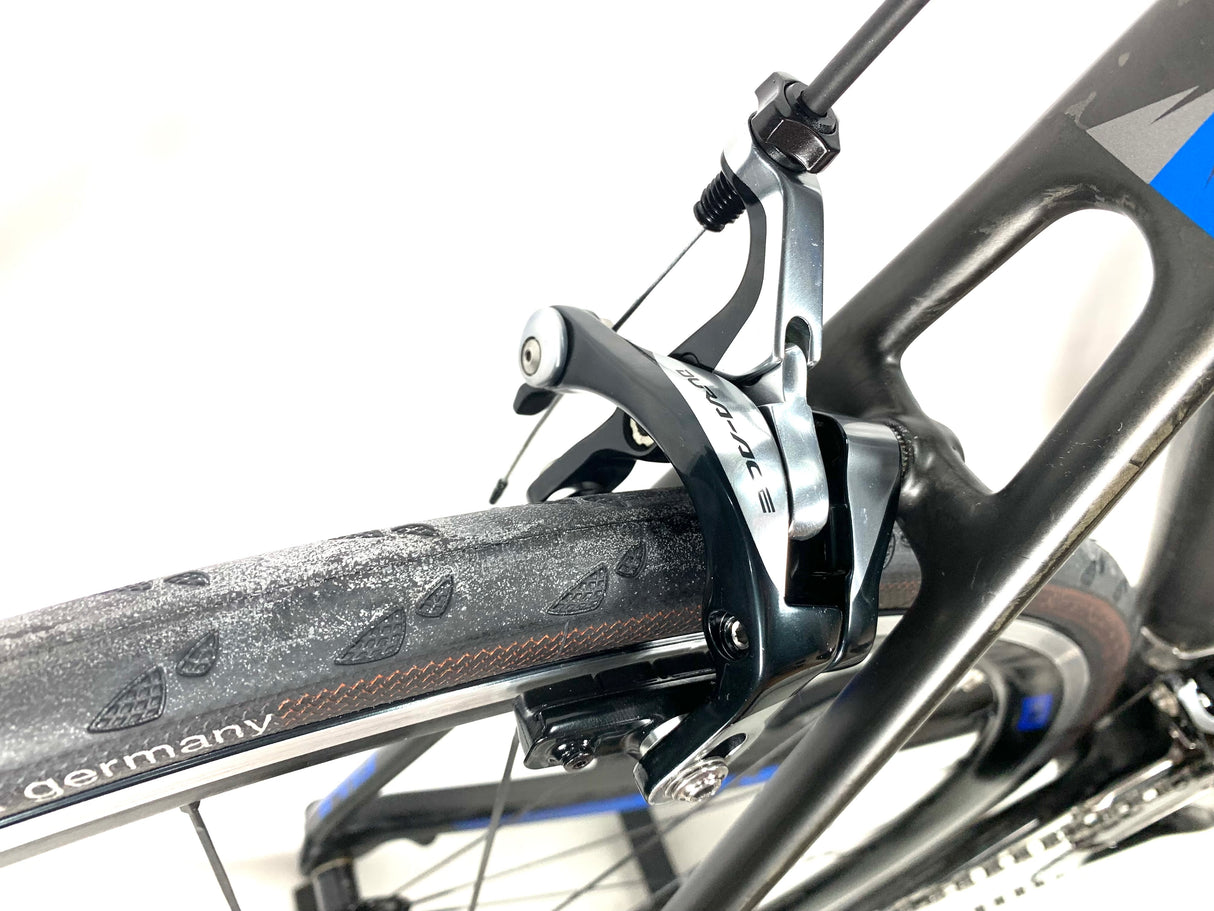 2015 Fuji Altamira 1.1 Carbon Dura Ace 11 Speed Oval Alloy Wheels Size: Medium(54cm)