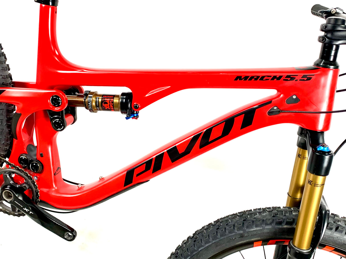 2018 Pivot Mach 5.5 Carbon 27.5 XX1 Eagle 12 Speed Reynolds Carbon Wheels Size: Large