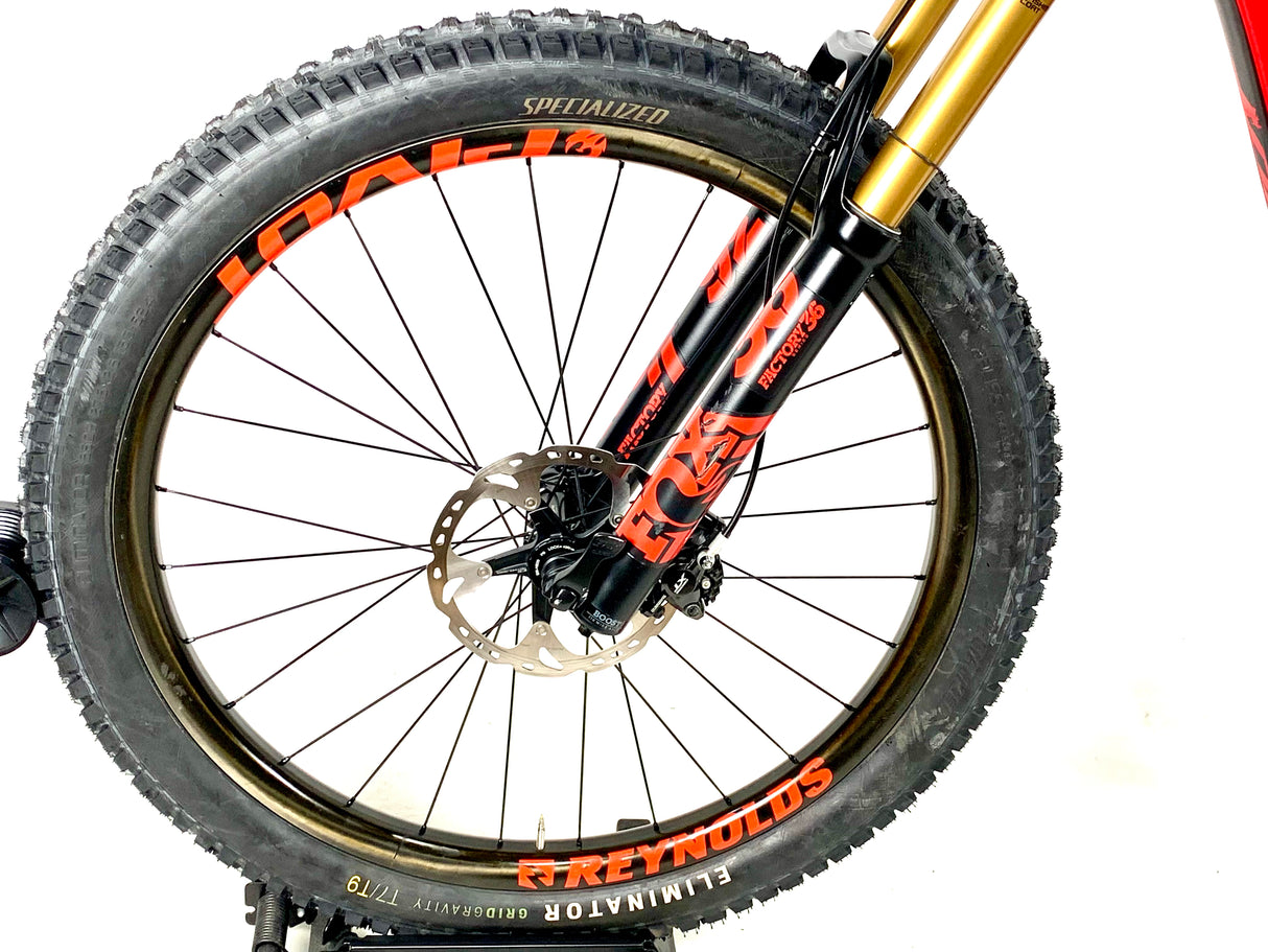 2018 Pivot Mach 5.5 Carbon 27.5 XX1 Eagle 12 Speed Reynolds Carbon Wheels Size: Large