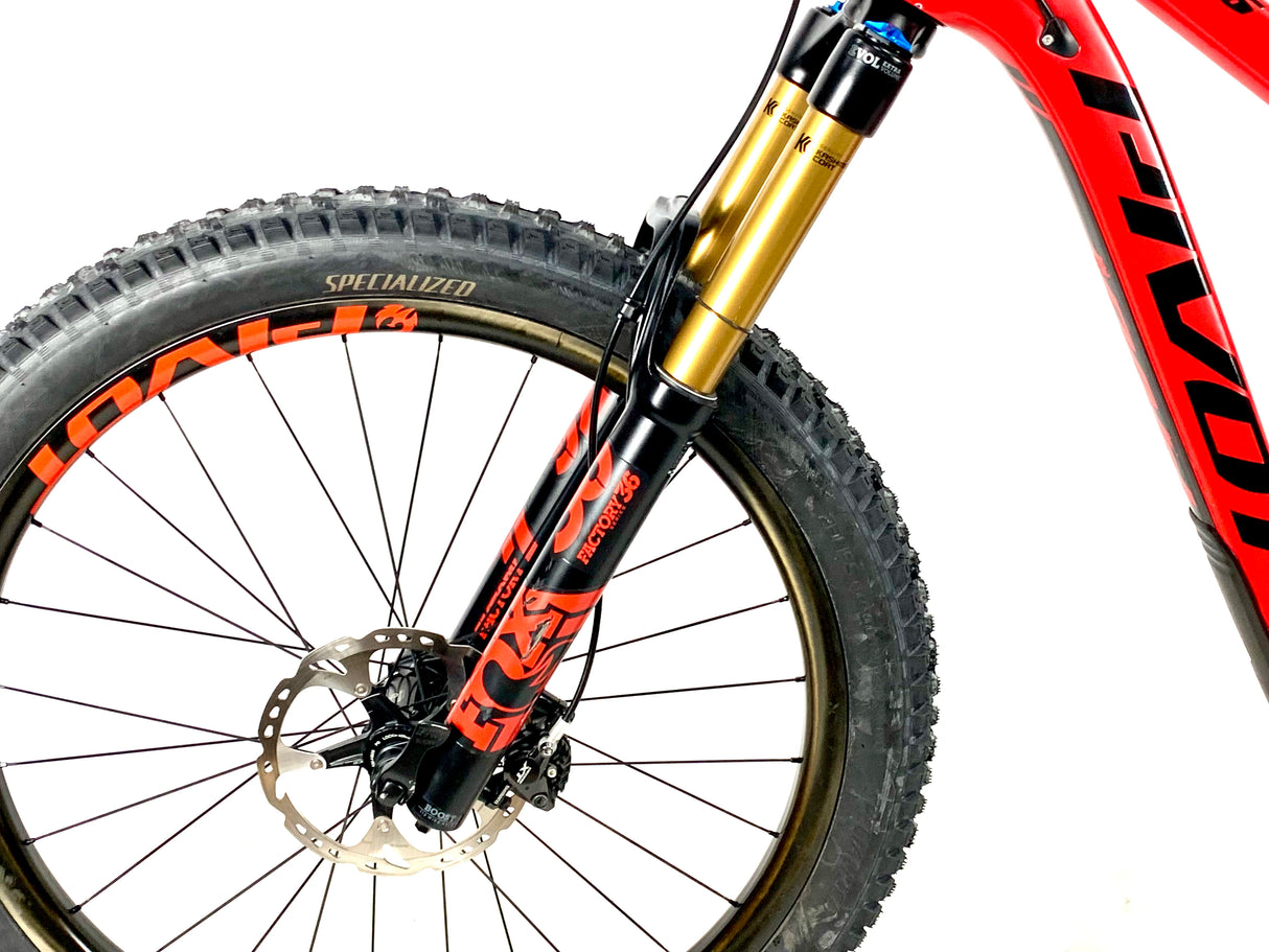 2018 Pivot Mach 5.5 Carbon 27.5 XX1 Eagle 12 Speed Reynolds Carbon Wheels Size: Large