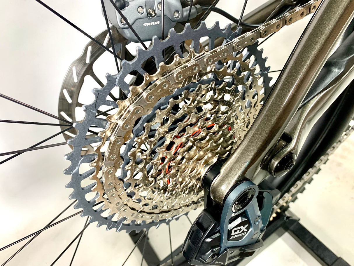 2025 Specialized Stumpjumper 15 Expert 29 SRAM GX AXS 1X12 Size: S1 (XS) (Preowned)