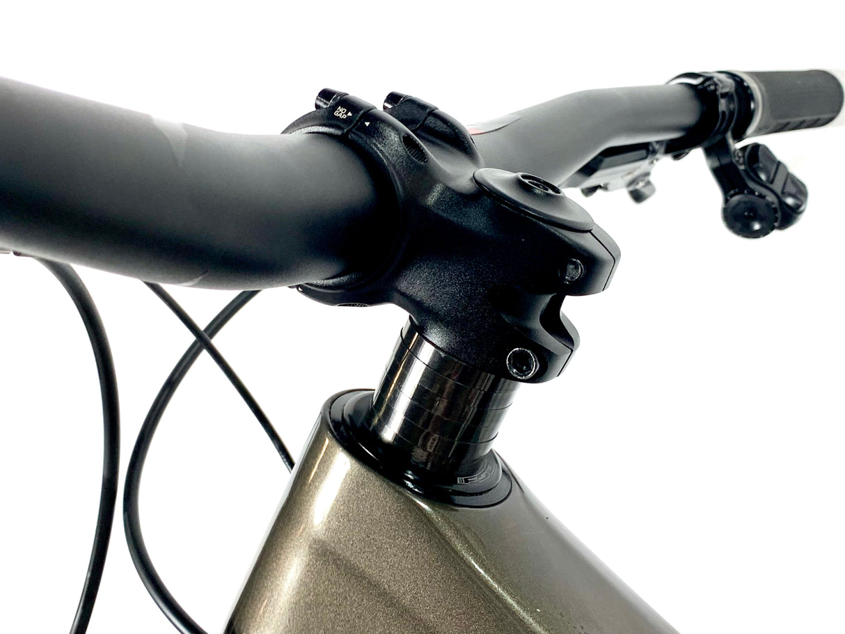 2025 Specialized Stumpjumper 15 Expert 29 SRAM GX AXS 1X12 Size: S1 (XS) (Preowned)