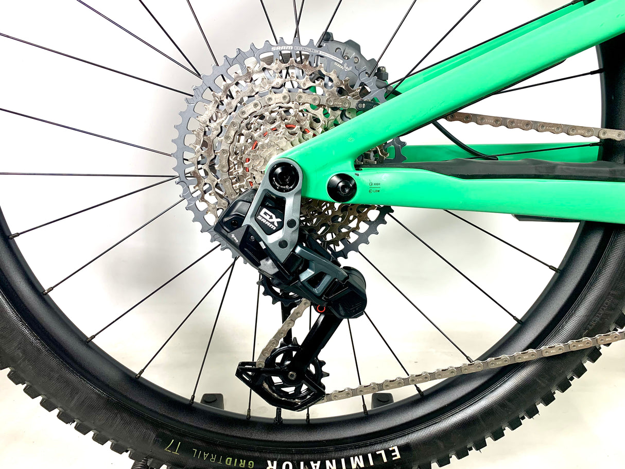 2025 Specialized Stumpjumper 15 Expert 29 SRAM GX AXS 1X12 Size: S4 (Large) (Preowned)