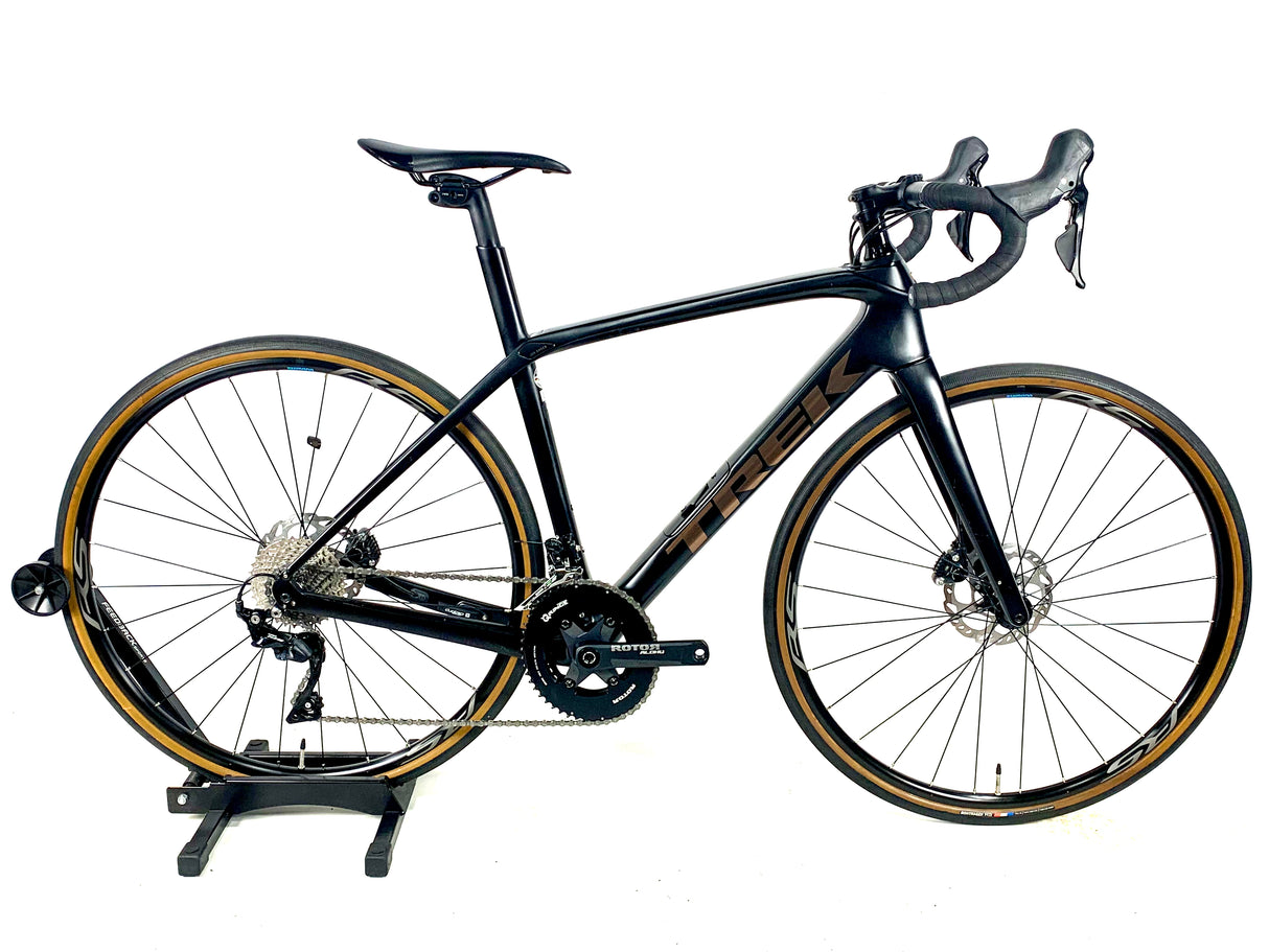 2021 Trek Domane SL 5 Disc Carbon Shimano 105 11 Speed Shimano Wheels Size: 52cm