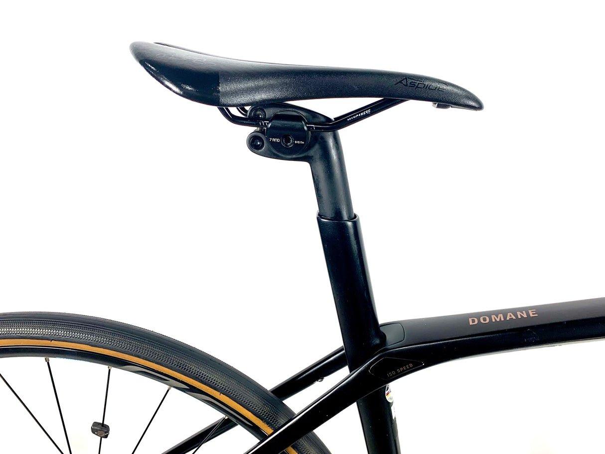 2021 Trek Domane SL 5 Disc Carbon Shimano 105 11 Speed Shimano Wheels Size: 52cm