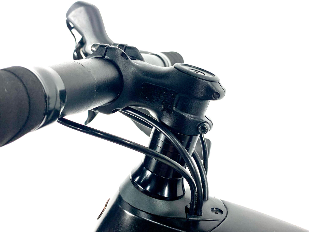 2021 Trek Domane SL 5 Disc Carbon Shimano 105 11 Speed Shimano Wheels Size: 52cm