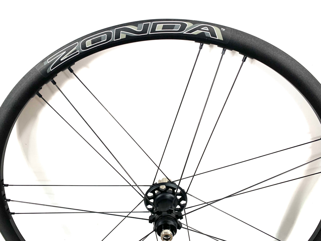 Campagnolo Zonda Disc Aluminum Clincher Campagnolo 10/11 Speed