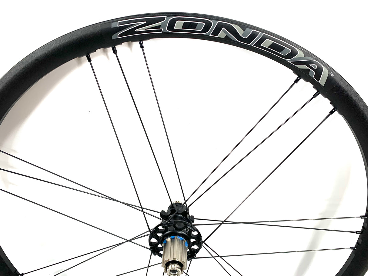 Campagnolo Zonda Disc Aluminum Clincher Campagnolo 10/11 Speed