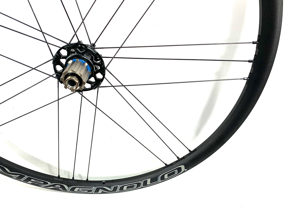 Campagnolo Zonda Disc Aluminum Clincher Campagnolo 10/11 Speed