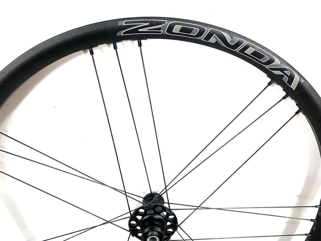 Campagnolo Zonda Disc Aluminum Clincher Campagnolo 10/11 Speed