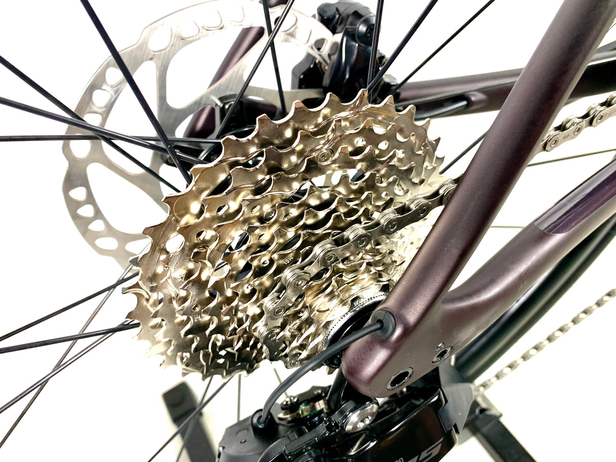 2026 Specialized Roubaix SL8 Comp Carbon Shimano 105 Di2 Size: 56cm (Preowned)