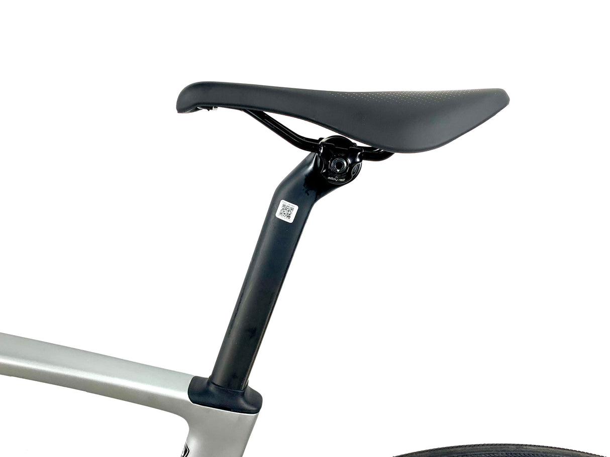2026 Specialized Roubaix SL8 Carbon Disc Shimano Size: 58cm (Preowned)