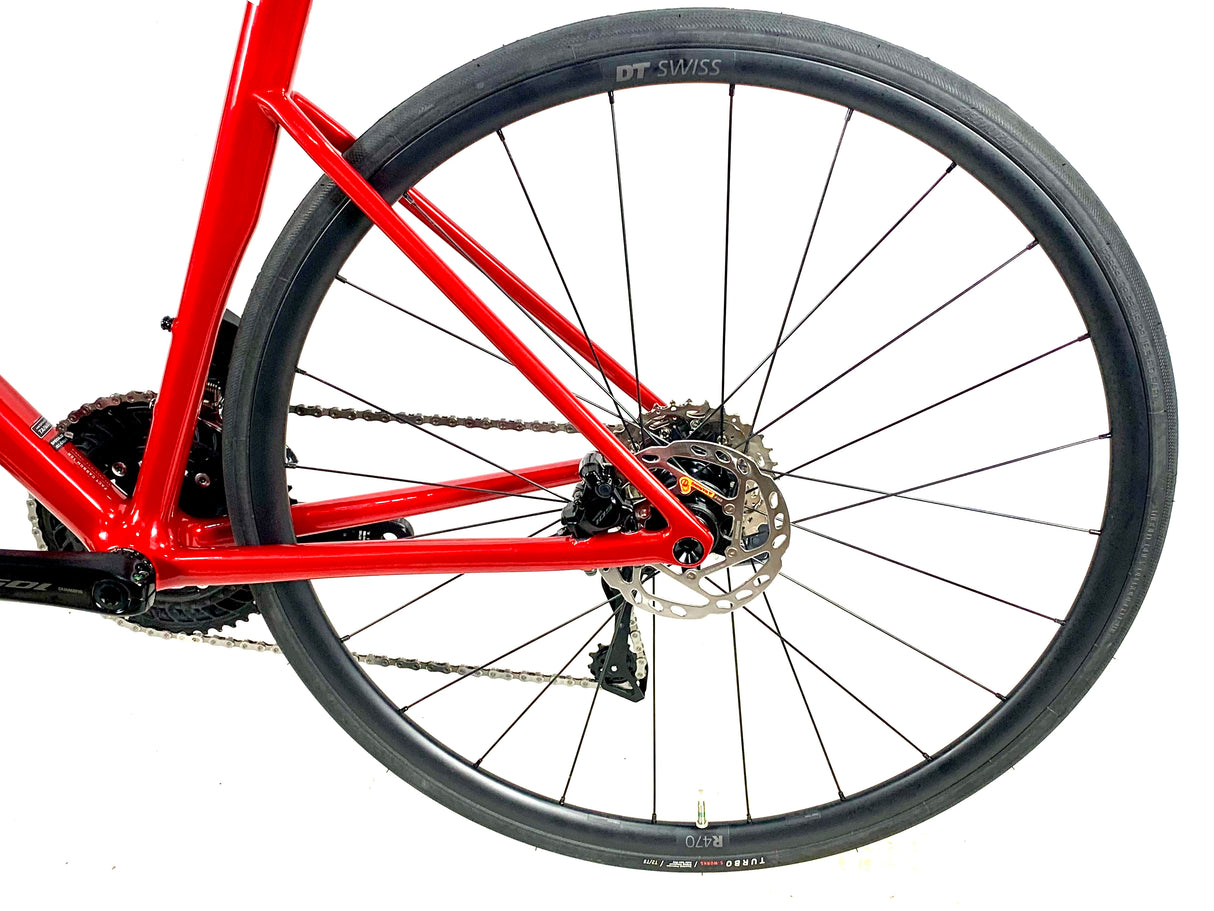 2026 Specialized Tarmac SL8 Comp Carbon Shimano 105 Di2 Size: 56cm (Preowned)