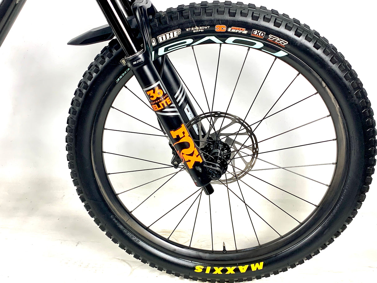 2020 Specialized Stumpjumper Evo Pro 27.5 SRAM 1X12 Roval Carbon Wheels Size: S3 (Med)