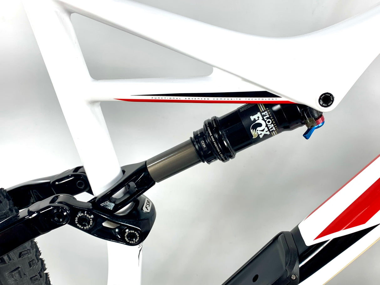 2016 Specialized Stumpjumper FSR Comp Carbon SRAM GX 1X11 Roval Wheels Size: XL