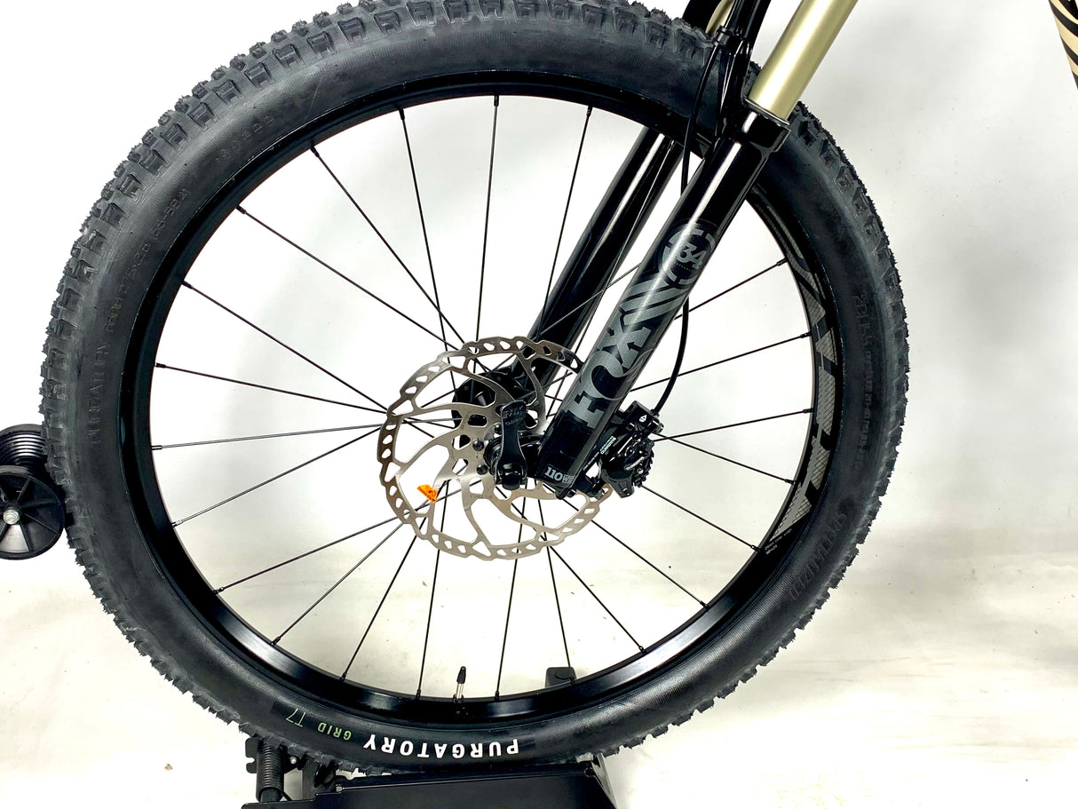 2016 Specialized Stumpjumper FSR Comp Carbon SRAM GX 1X11 Roval Wheels Size: XL