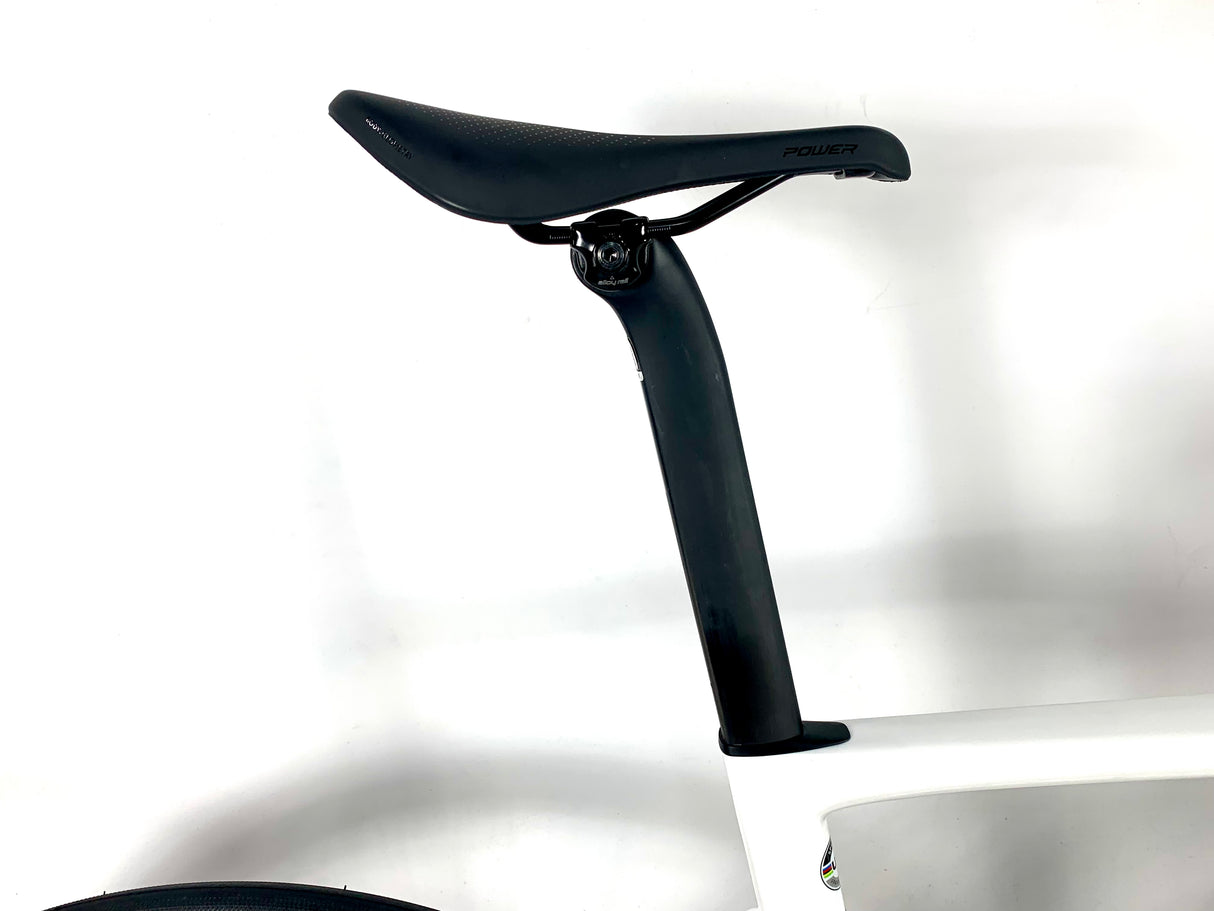 2026 Specialized Tarmac SL7 Sport Shimano 105 12-Speed DT Swiss Wheels Size: 61cm (Preowned)