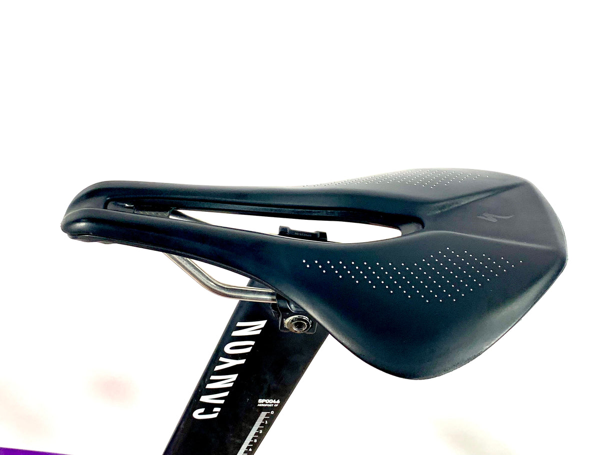 Canyon Aeroad CF SLX 8 Force AXS 12 Speed DT Swiss Wheels Size: Medium