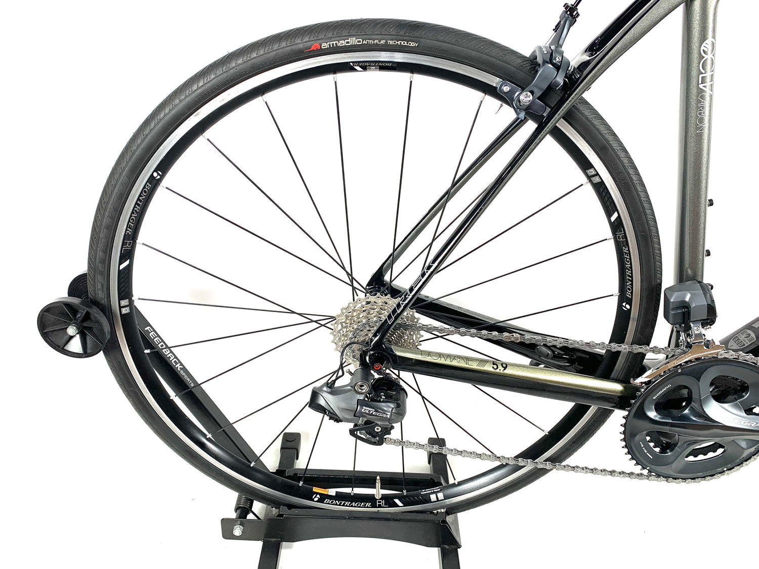 2013 Trek Domane 5.9 Carbon Ultegra Di2 10 Speed Bontrager Alloy Wheels Size: 60cm