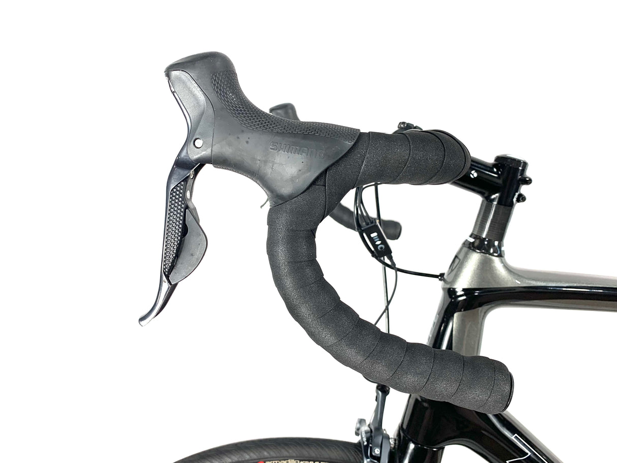 2013 Trek Domane 5.9 Carbon Ultegra Di2 10 Speed Bontrager Alloy Wheels Size: 60cm