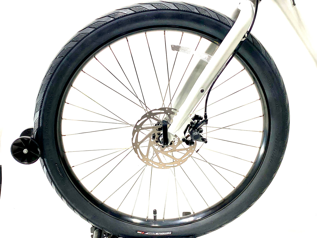 2026 Specialized Roll 2.0 Size: XL (Preowned)