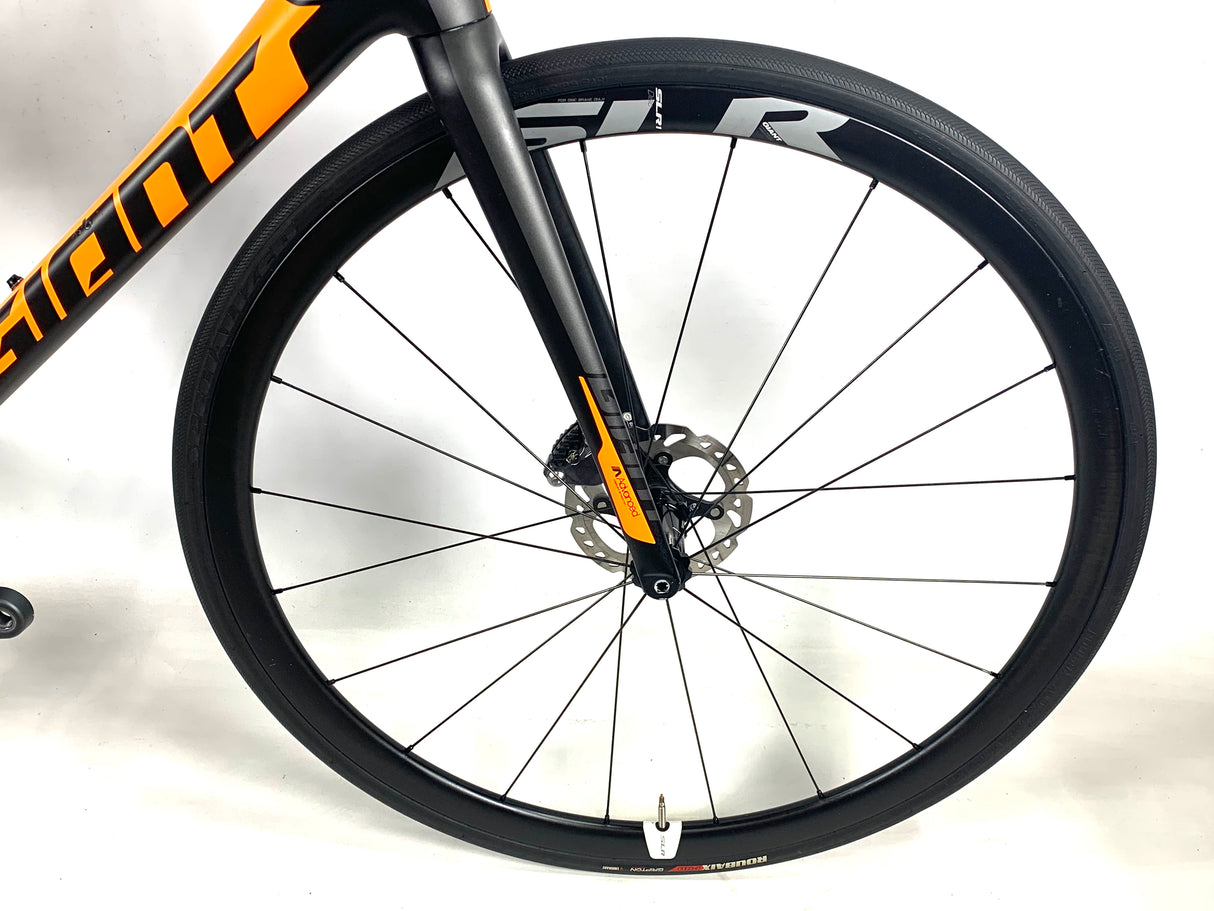 2017 Giant TCR Advanced Pro 1 Disc Carbon Ultegra Di2 Giant Carbon Wheels Size: Large