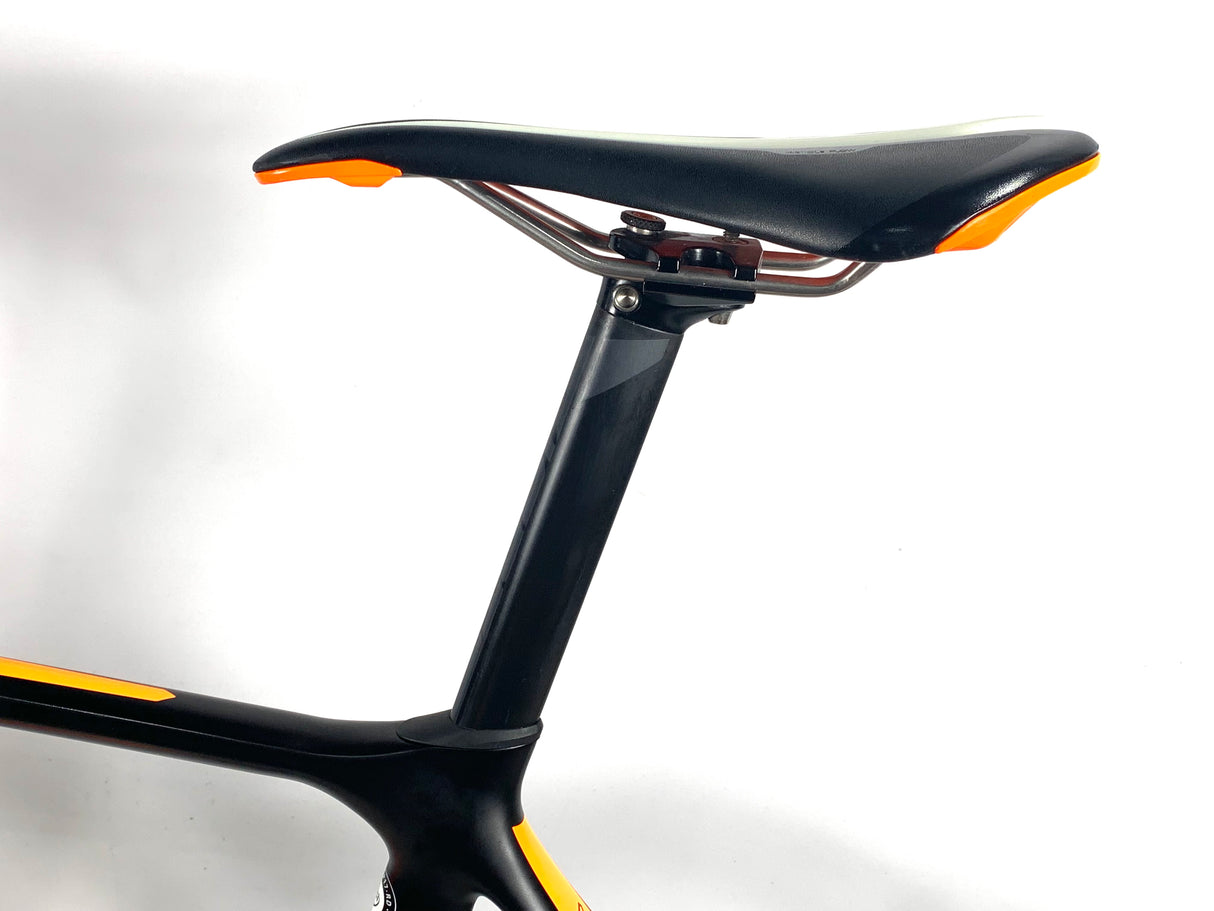 2017 Giant TCR Advanced Pro 1 Disc Carbon Ultegra Di2 Giant Carbon Wheels Size: Large