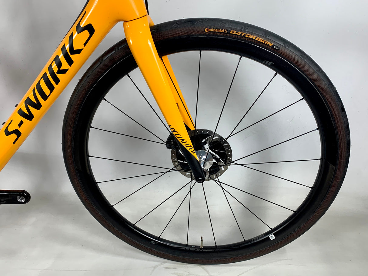 2018 Specialized S-Works Roubaix Dura Ace Di2 11 Speed Roval Carbon Wheels Size: 61cm