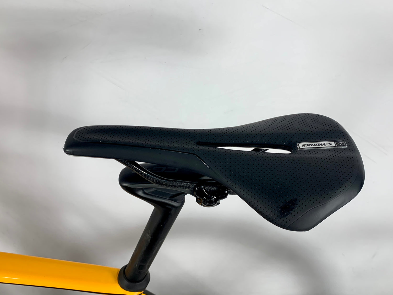 2018 Specialized S-Works Roubaix Dura Ace Di2 11 Speed Roval Carbon Wheels Size: 61cm