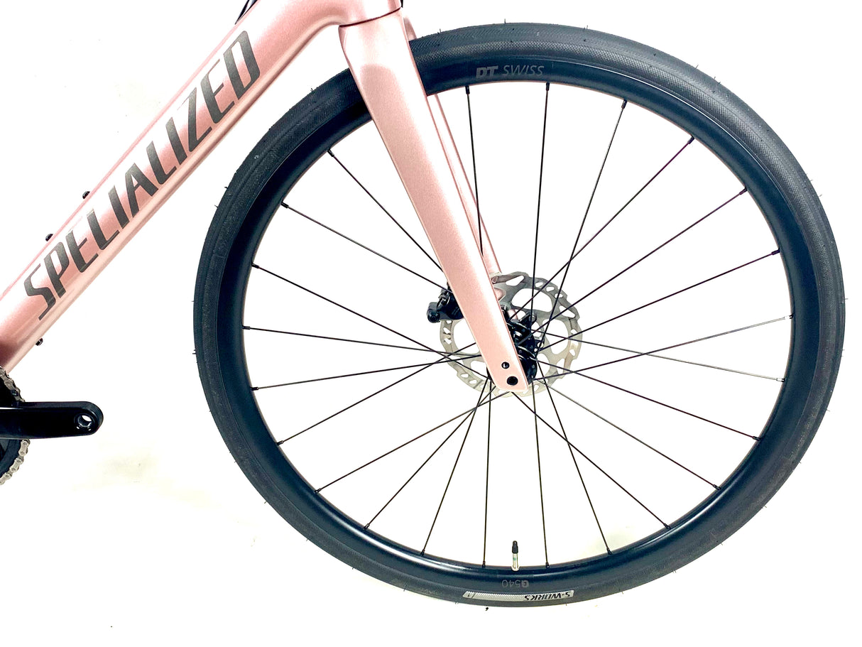 2025 Specialized Roubaix SL8 Sport Shimano 105 12-Speed DT Swiss Wheels Size: 58cm (Preowned)