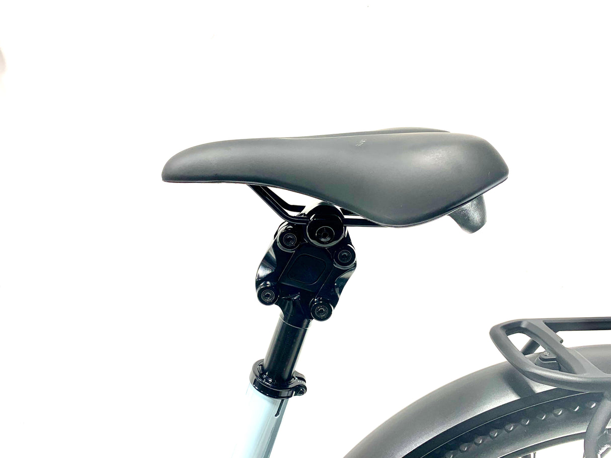 2025 Specialized Turbo Como 4.0 IGH E-Bike Size: Medium (Preowned)