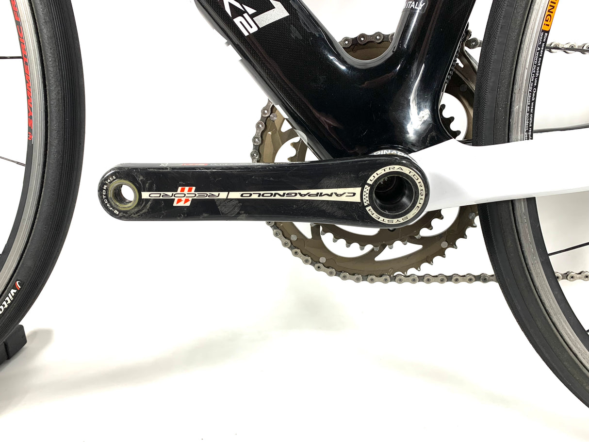 Pinarello Dogma 65.1 Think 2 Campy Record 11 Speed Campy Wheels Size: 51.5cm