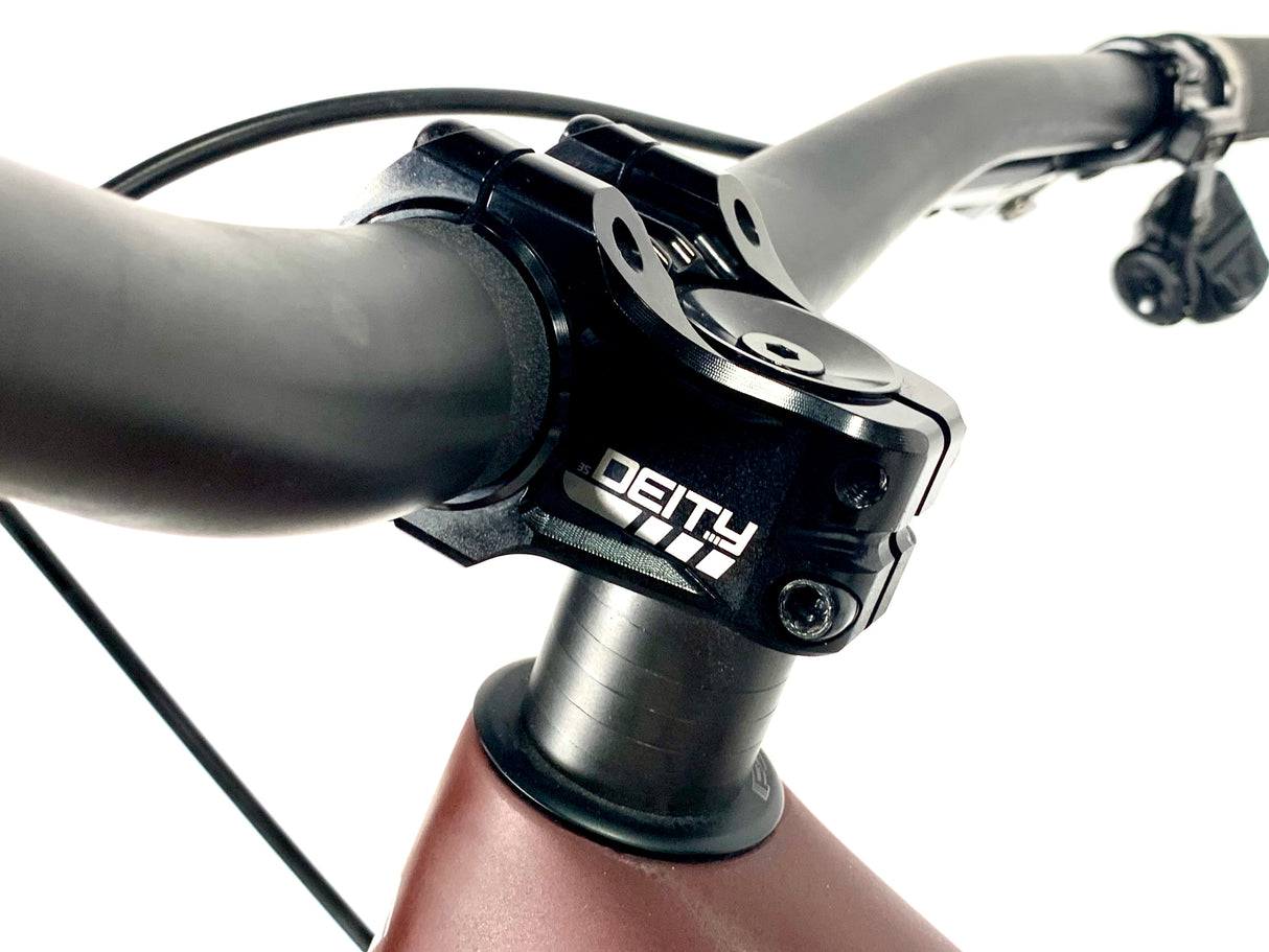 2024 Specialized Stumpjumper Pro Sram X0 AXS 1X12 Roval Carbon Wheels Size: S3 (Preowned)