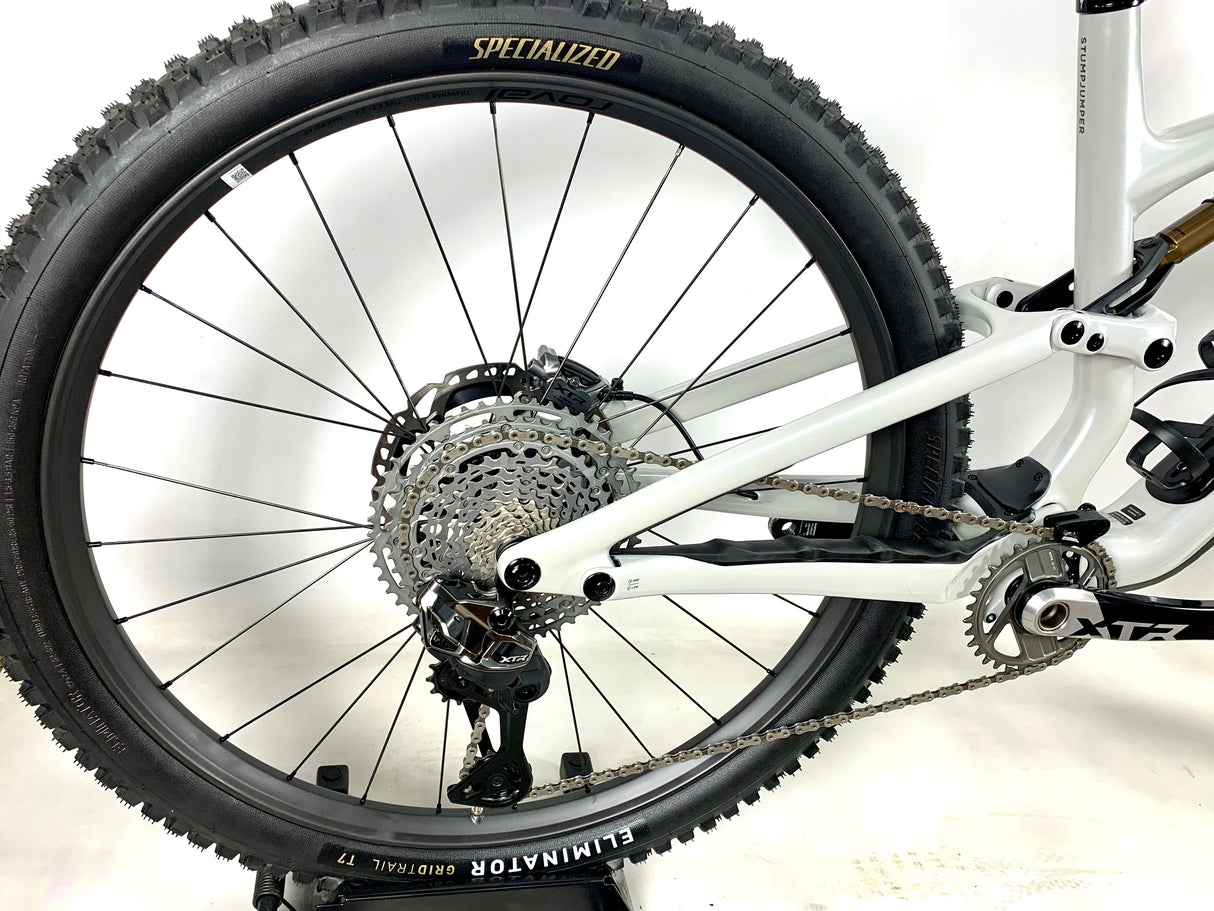 2026 Specialized S-Works Stumpjumper 15 Evo XTR Di2 Roval Carbon Wheels Size: S6 (Preowned)