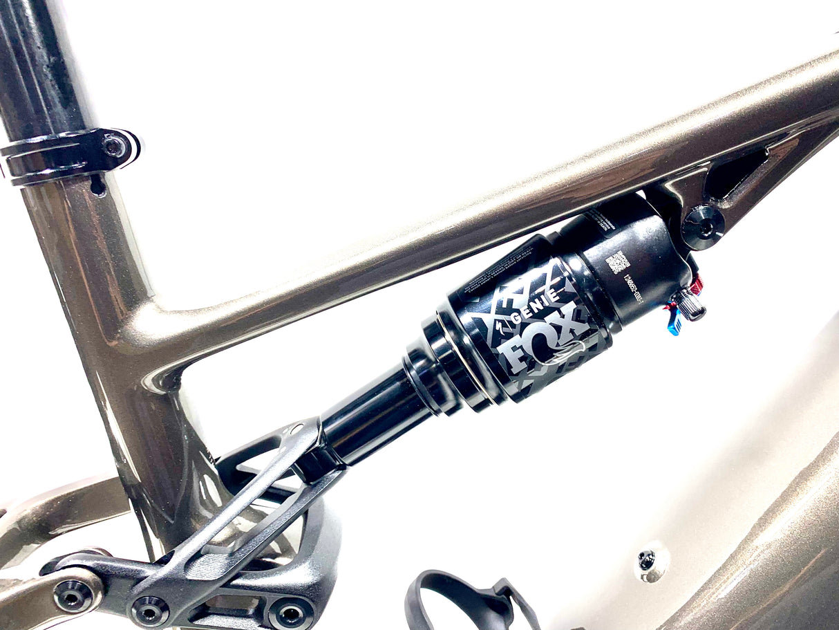 2026 Specialized Turbo Levo R Comp Carbon SRAM Size: S4 (Preowned)