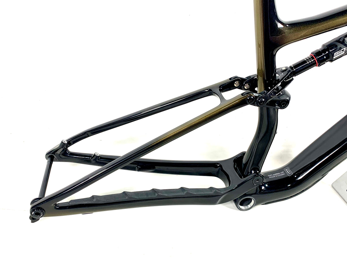 2026 Specialized S-Works Epic 8 Frameset Size: XL (Preowned)