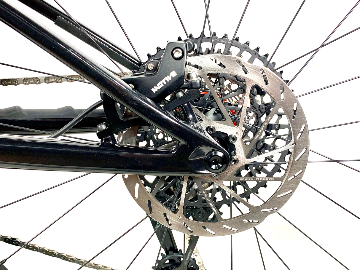 2026 Specialized Epic 8 Evo Expert SRAM GX AXS 1X12 Roval Wheels Size: Med (Preowned)