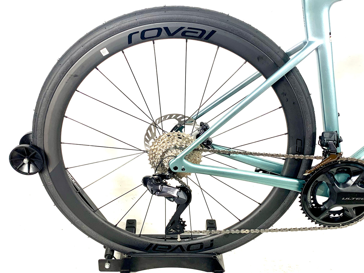 2026 Specialized Roubaix SL8 Expert Ultegra Di2  Roval Carbon Wheels Size: 56cm (Preowned)