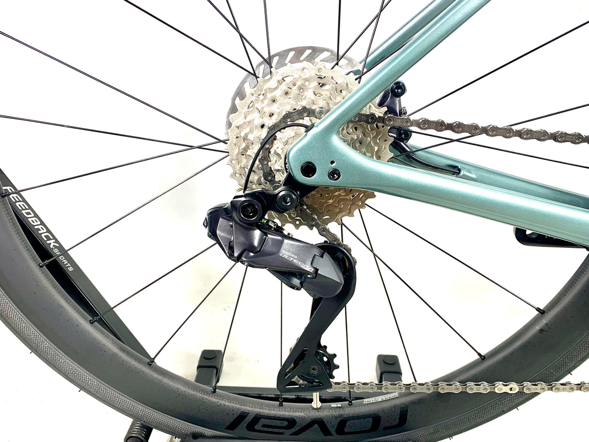 2026 Specialized Roubaix SL8 Expert Ultegra Di2  Roval Carbon Wheels Size: 56cm (Preowned)
