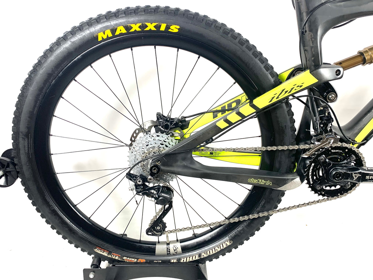 2014 Ibis Mojo HDR 650b Carbon Shimano XT 2X10 Speed Ibis 27.5 Carbon Wheels Size: L