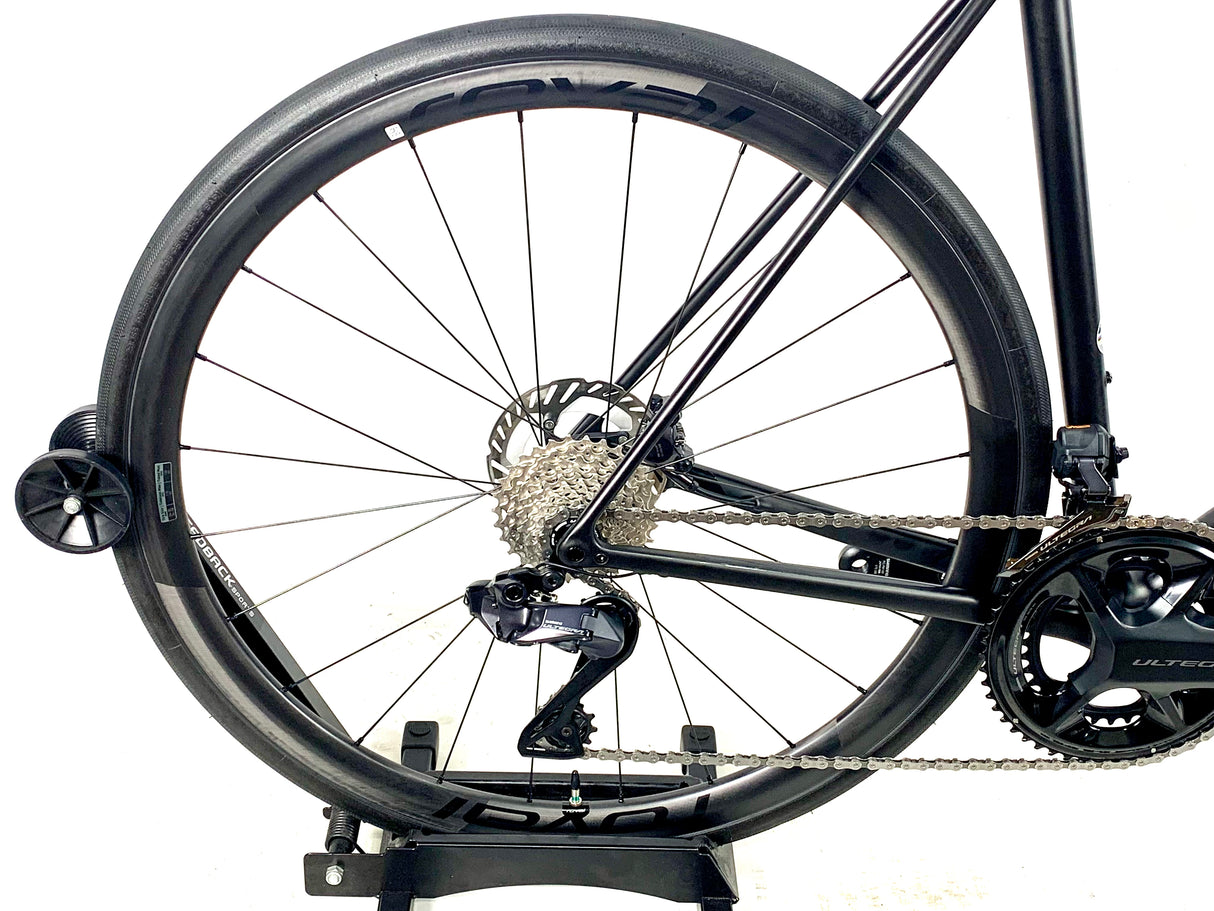 2024 Specialized Aethos Pro Ultegra Di2 Roval Carbon Wheels Size: 61cm (Preowned)