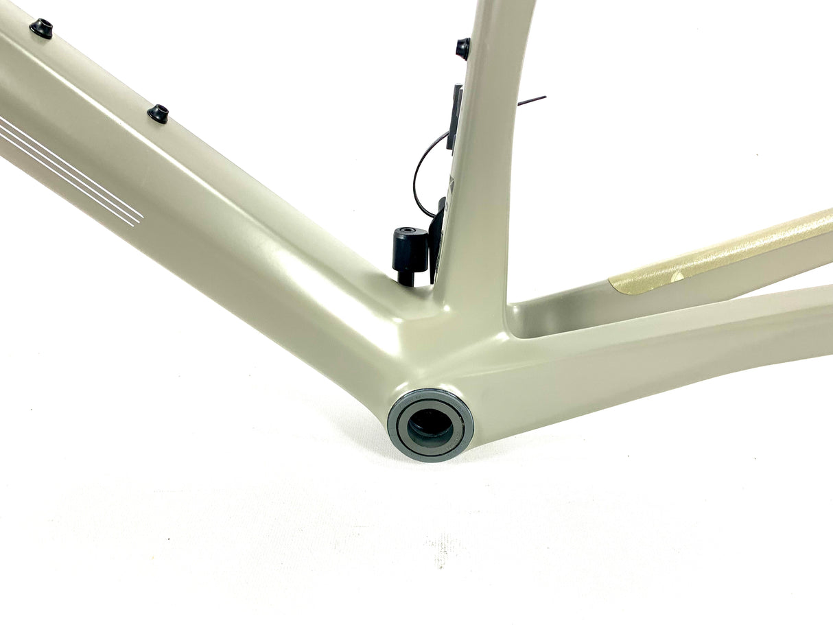 2023 BMC Roadmachine 01 TWO Carbon Frameset Size: 61cm (Preowned)