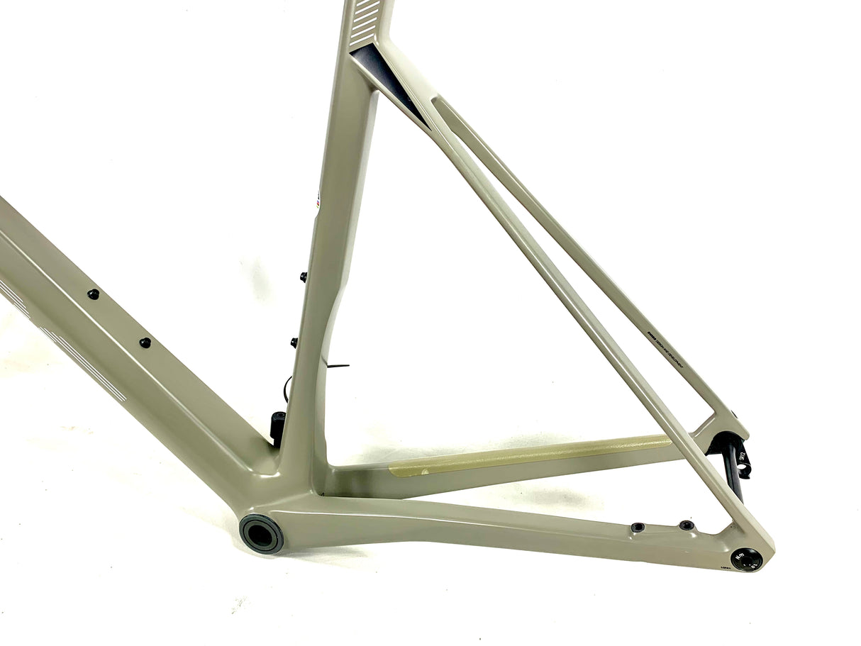 2023 BMC Roadmachine 01 TWO Carbon Frameset Size: 61cm (Preowned)