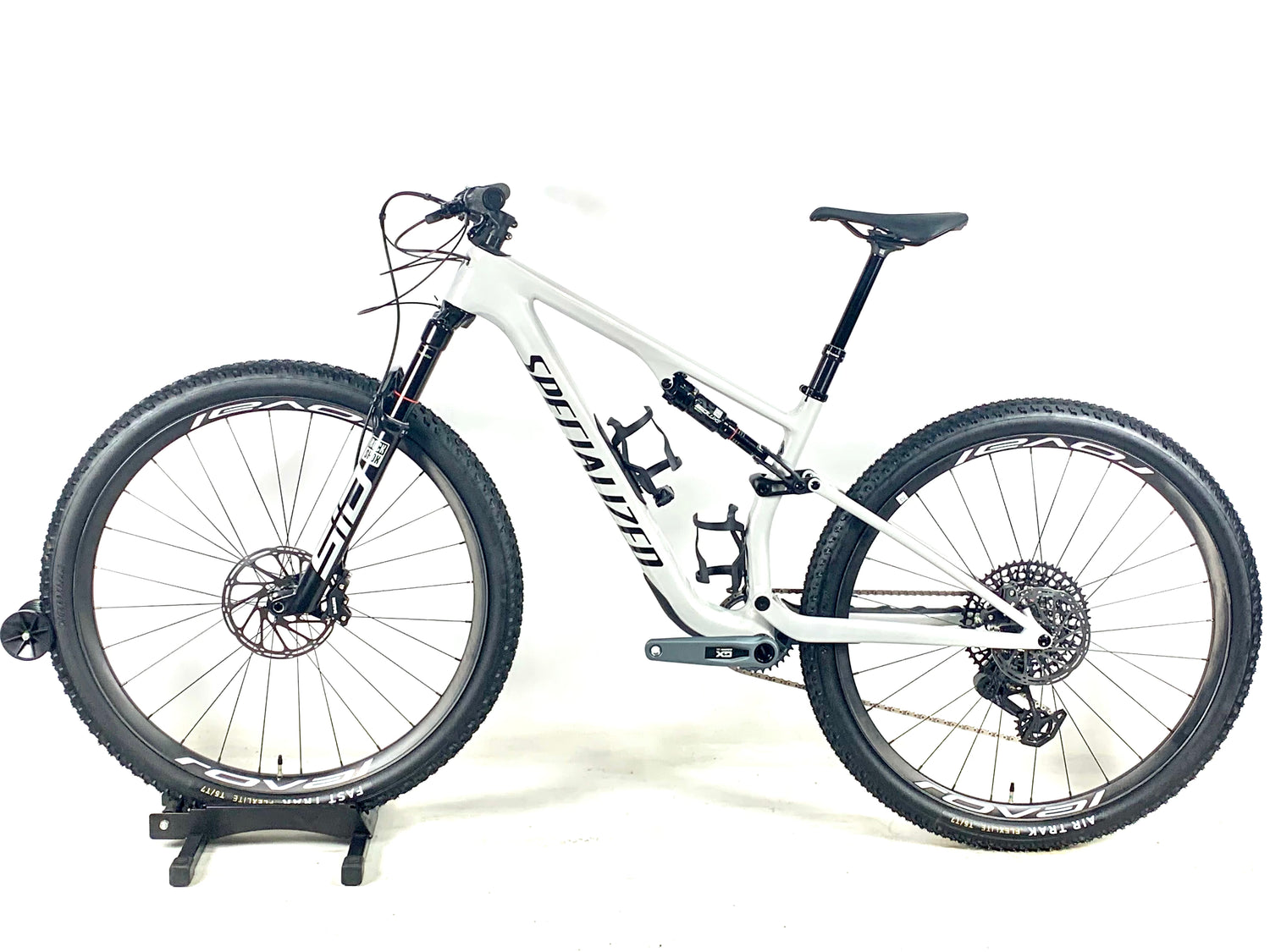 2026 Specialized Epic 8 Expert SRAM GX AXS 1X12 Roval Wheels Size: Medium (Preowned)