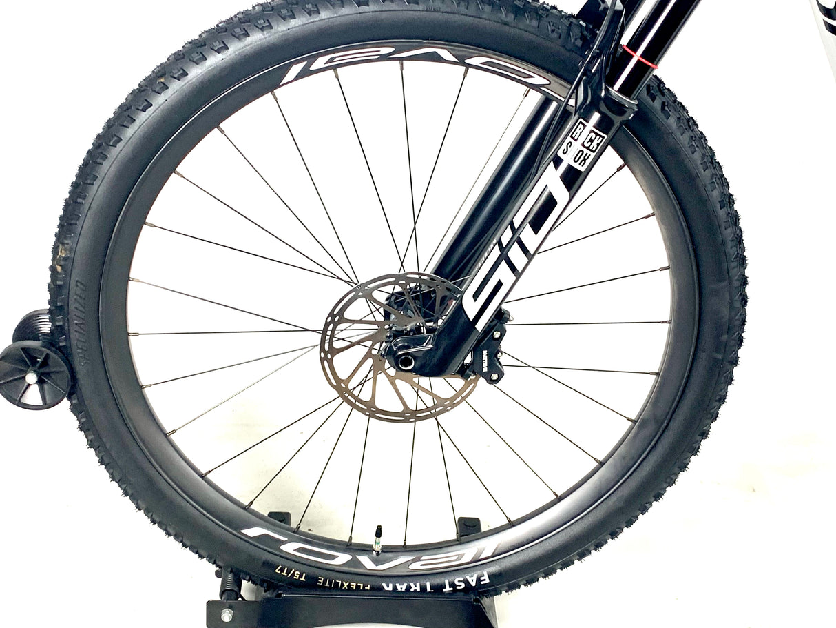 2026 Specialized Epic 8 Expert SRAM GX AXS 1X12 Roval Wheels Size: Medium (Preowned)